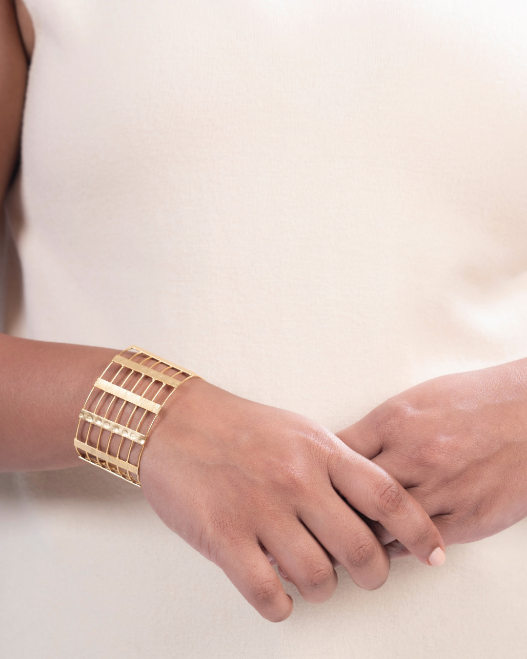 Ethereal Seven Line Cuff – Luxury 18K Gold Plated Designer Cuff Bracelet | Siiri Statement Jewelry