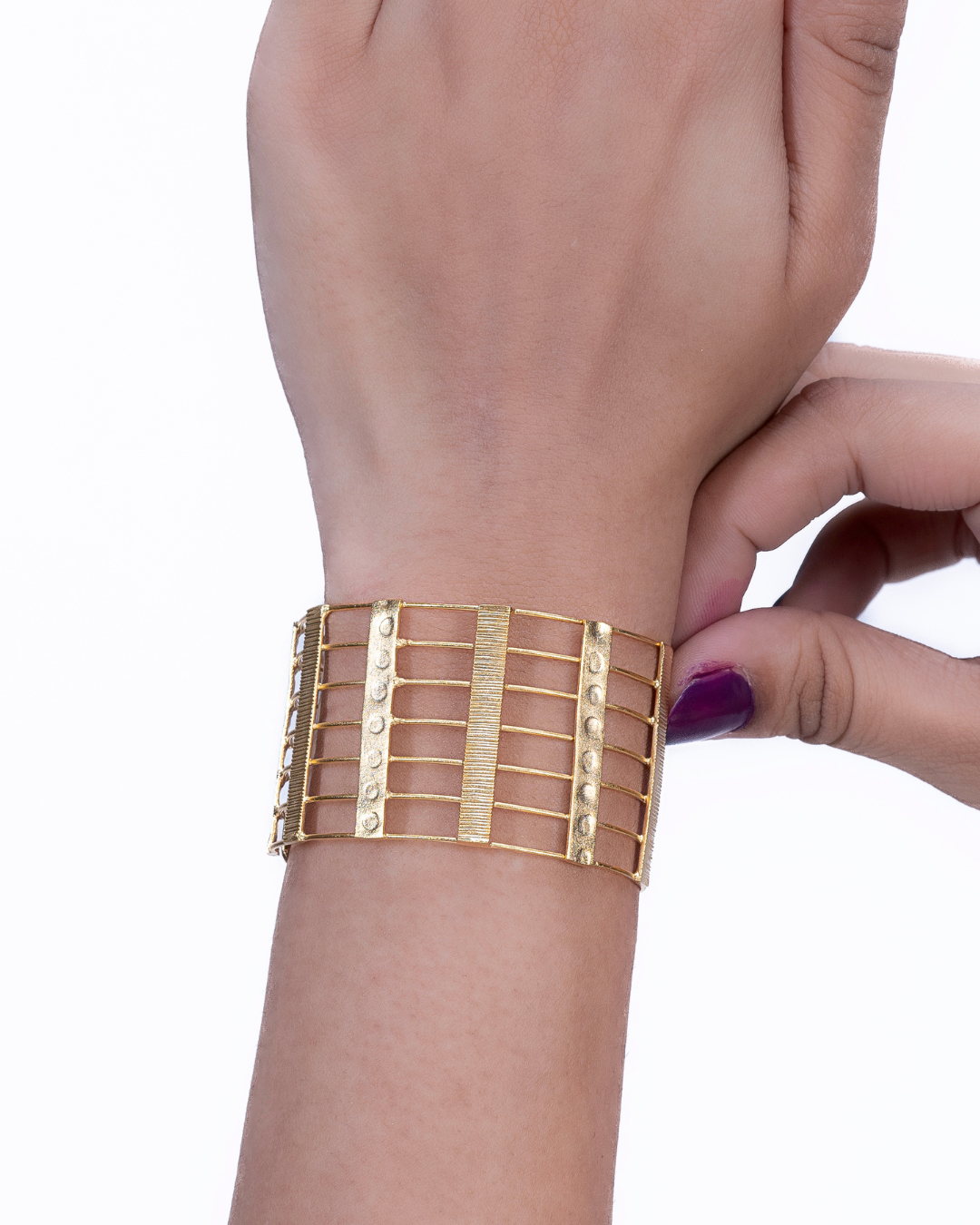 Ethereal Seven Line Cuff – Luxury 18K Gold Plated Designer Cuff Bracelet | Siiri Statement Jewelry