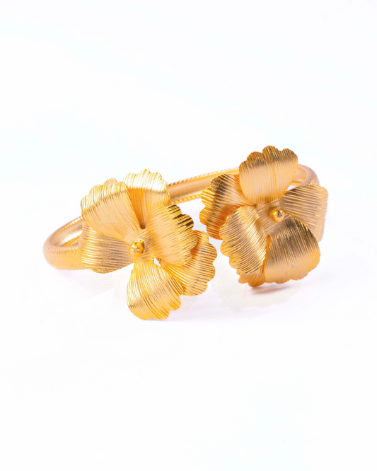 Golden Blossom Cuff – Luxurious 18K Gold-Plated Floral Cuff Bracelet | Siiri Designer Jewelry