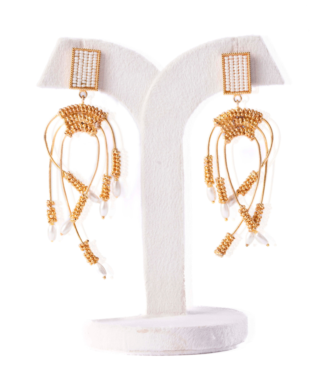 Golden Pearl Arch Earrings – Elegant 18K Gold-Plated Pearl Earrings | Siiri Luxury Designer Jewelry